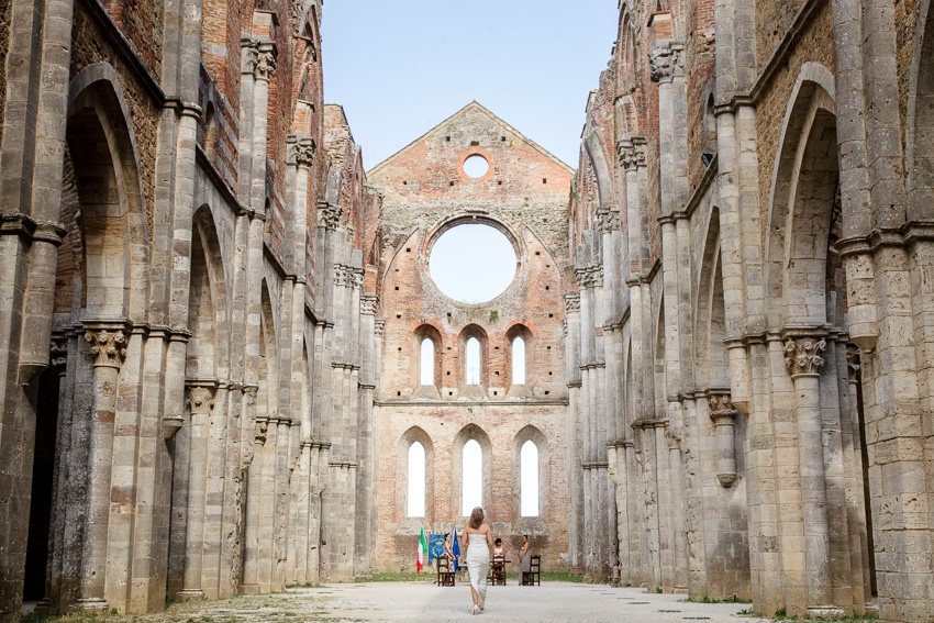 Matrimonio a San Galgano