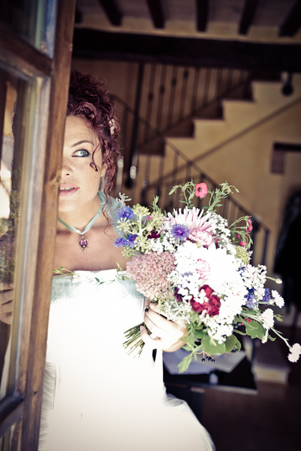 Wild flowers wedding in Tuscany